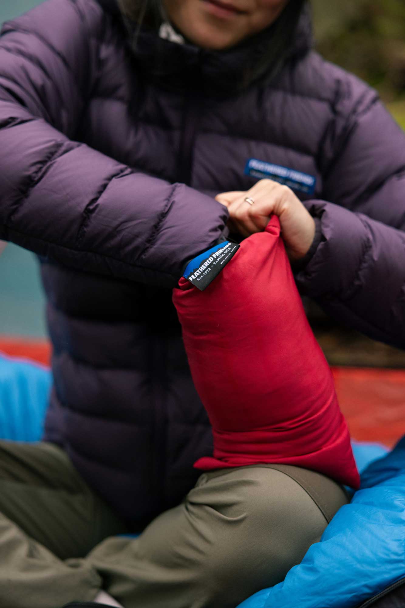 Geoduck Travel Pillow - Image 4