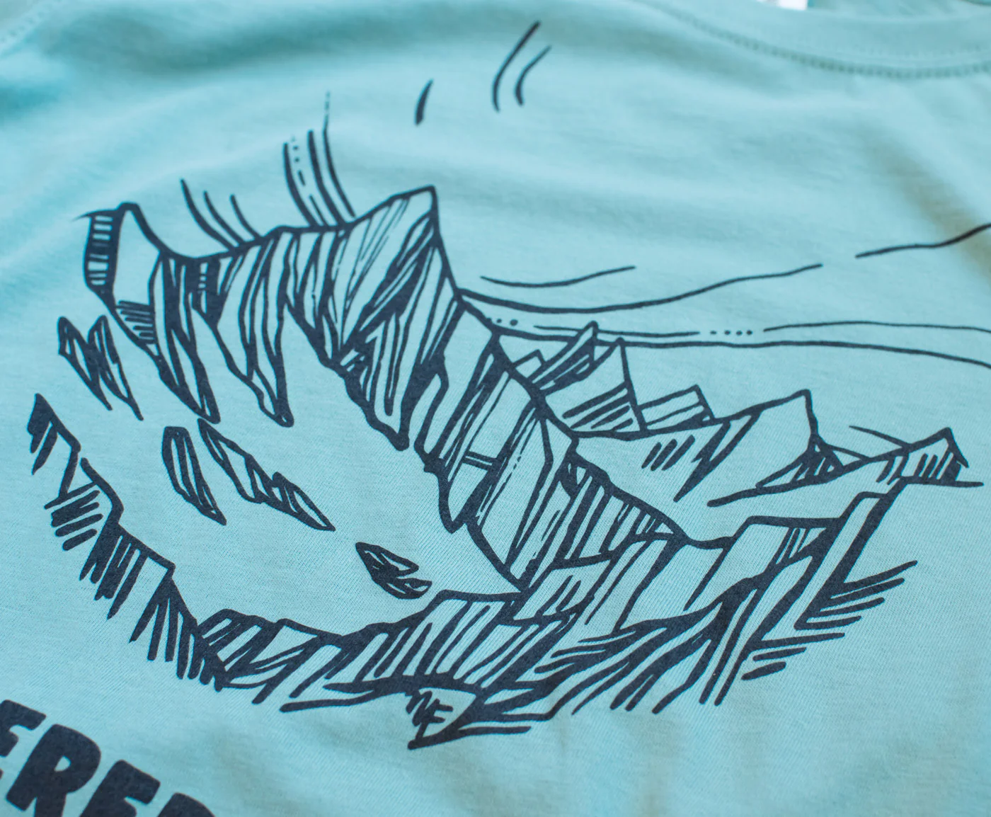 Feathered Friends Women's Mountain T Shirt - Image 3
